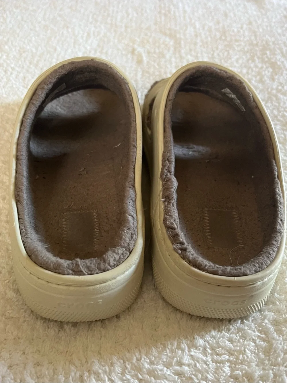 CROCS CLASSIC COZZZY SANDAL Bone / Mushroom BEIGE WINTER UNISEX Size 10 Men